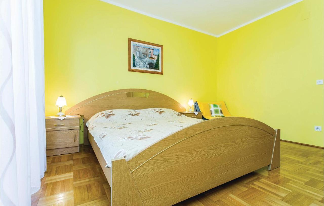 Stunning Apartment In Krk With Kitchen كرك المظهر الخارجي الصورة